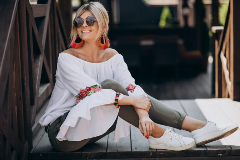 Summer Outfit Ideas for Women Over 40