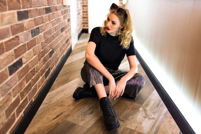 Classy Doc Martens Outfits